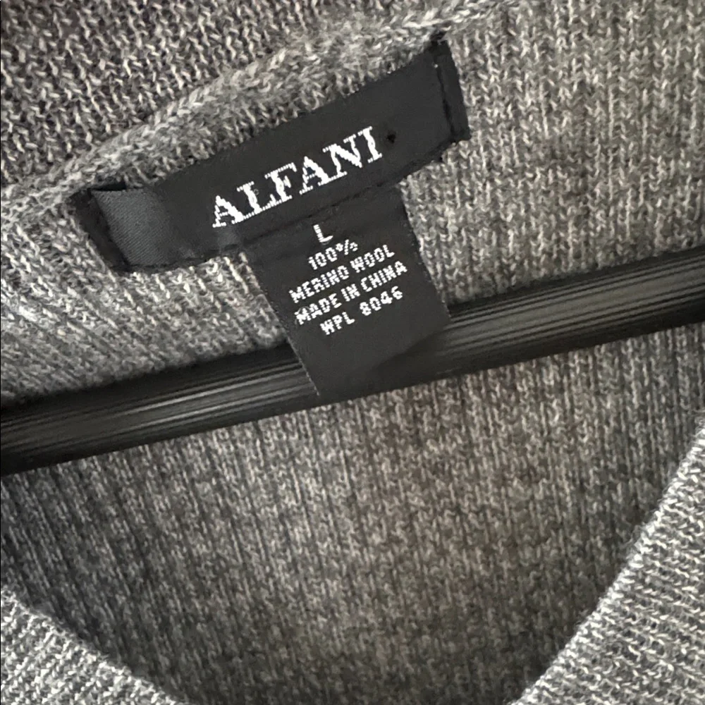 Alfani Sweater Vest Mens Large Gray MERINO WOOL Diamond Soft Knit